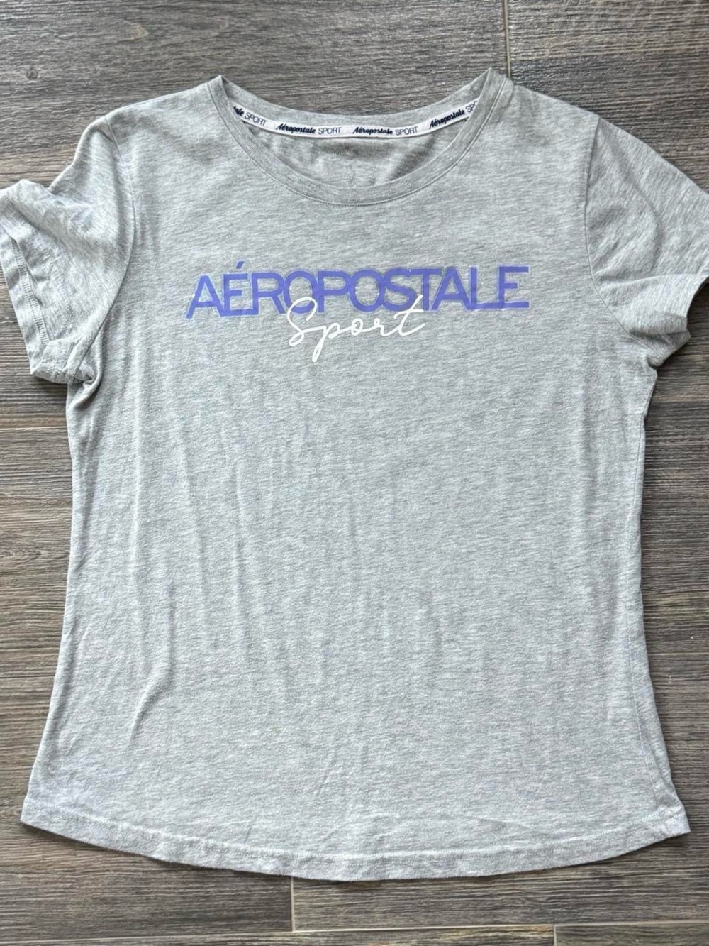 Y2K Aeropostale Sport Women's Gray Logo Tee